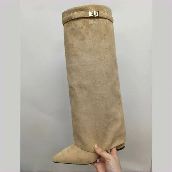 Designeri Style Ladies Pointed Toe Knee High Metal Buckle Boots