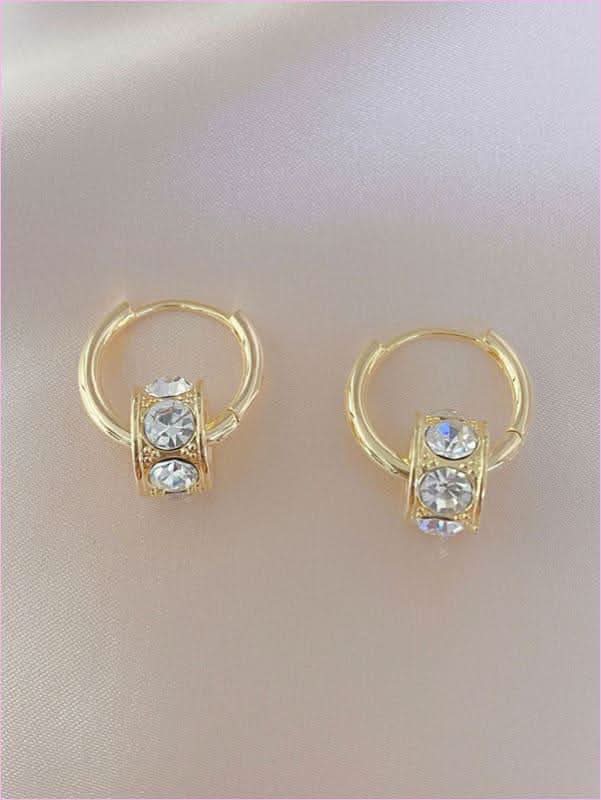 Exquisitely Crafted Diamond Hoop Earrings for Versatile Style