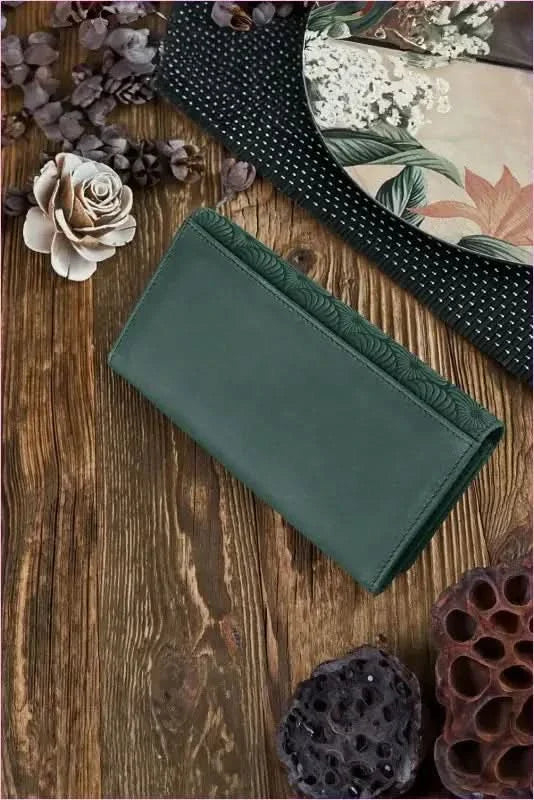 In58 Leather Wallet Unique Style