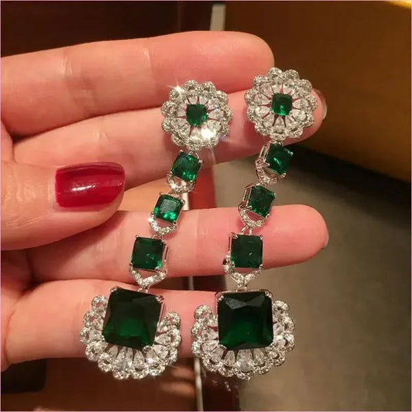 Luxurious Green Square Earrings with Emerald and Diamond Elegance