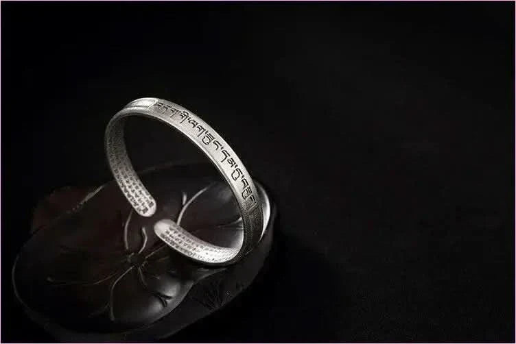Silver Six Word Mantra Buddhist Scripture Bracelet