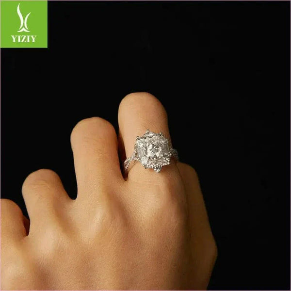 Super Flash Two Carat Moissanite Diamond Ring for Stunning Elegance