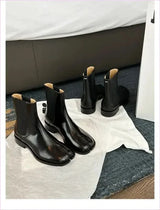 Women’s Retro Split Toe Ankle Boots in Black